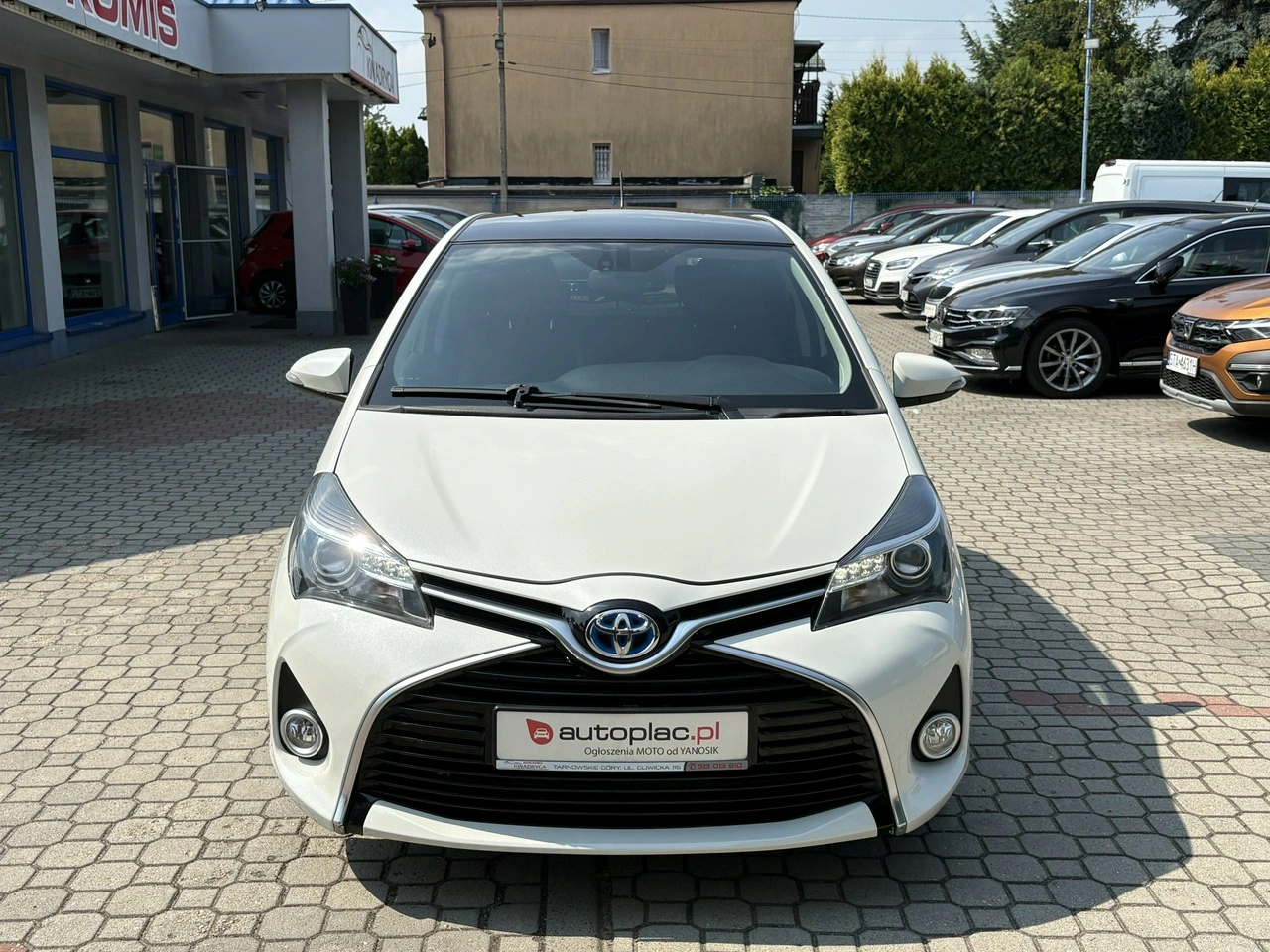 Toyota Yaris - Zdjęcie 2