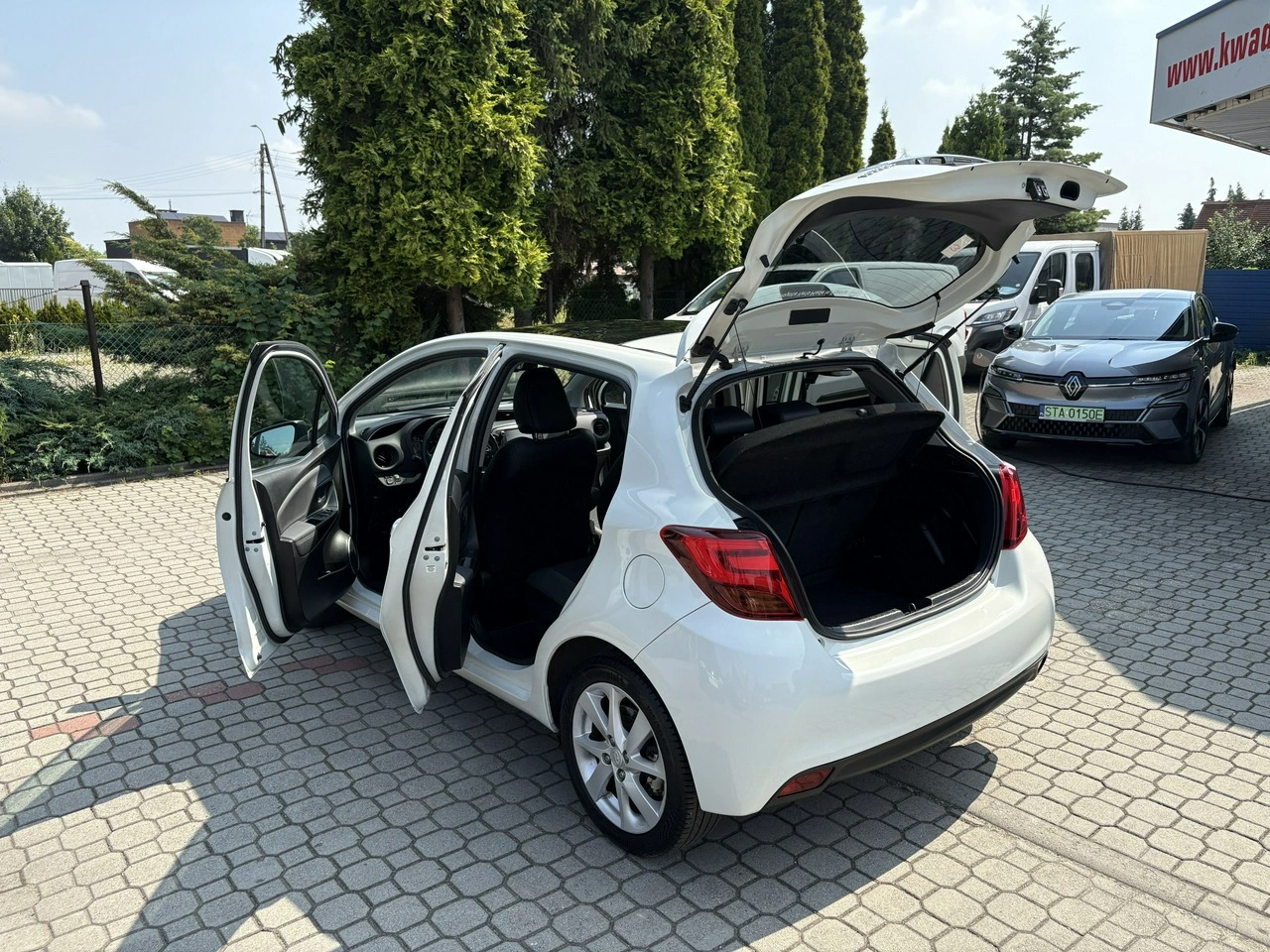 Toyota Yaris - Zdjęcie 34