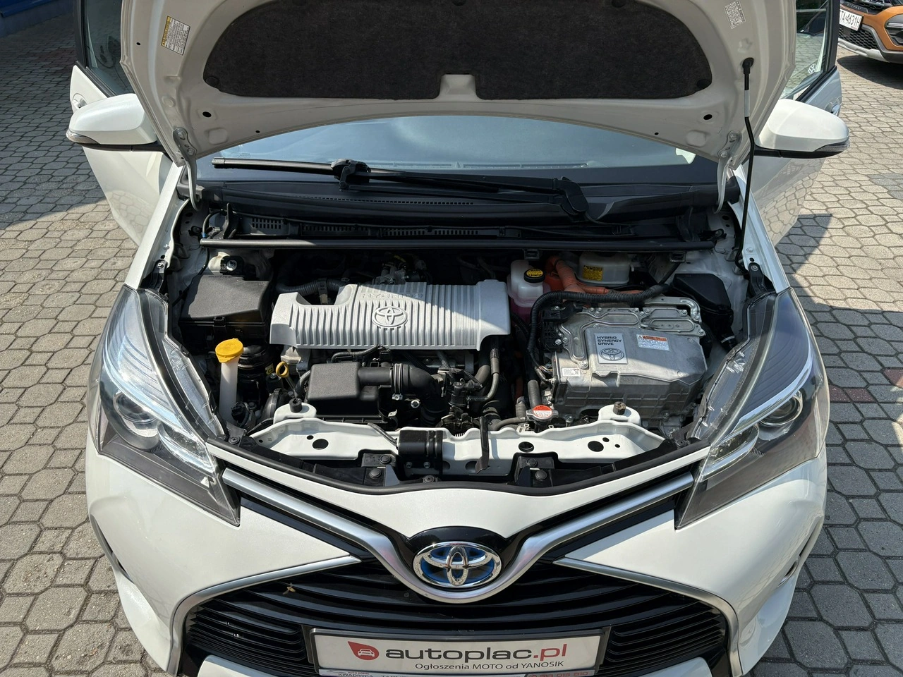 Toyota Yaris - Zdjęcie 35