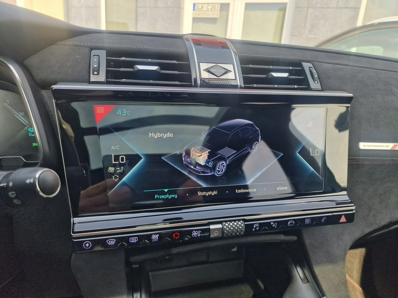 DS Automobiles DS 7 Crossback - Zdjęcie 22