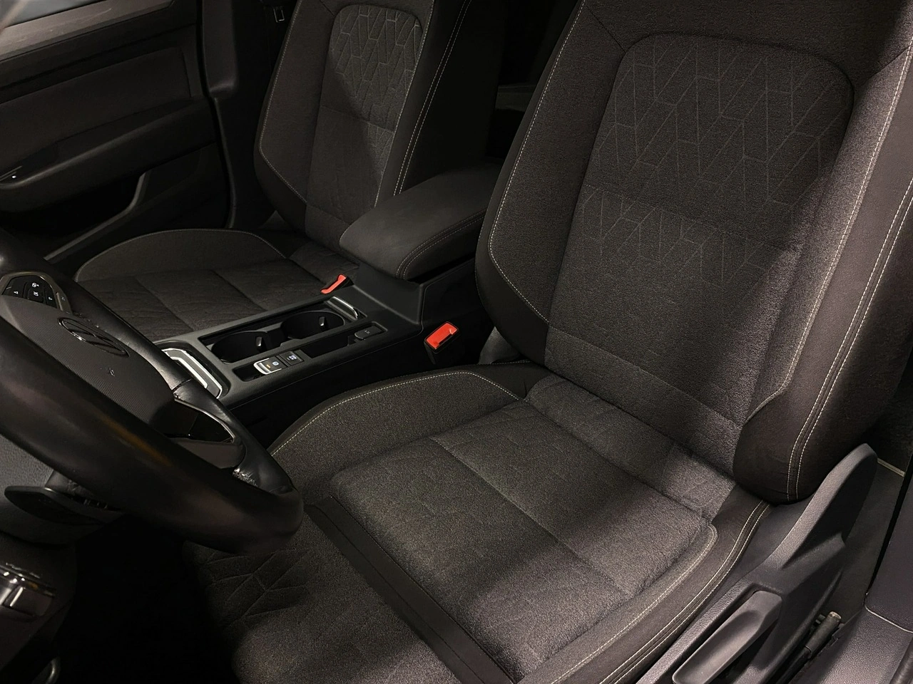 Volkswagen Passat Variant - Zdjęcie 14