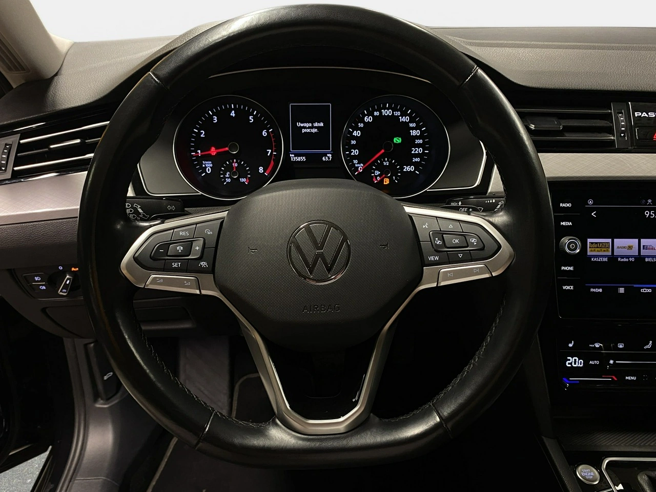 Volkswagen Passat Variant - Zdjęcie 21