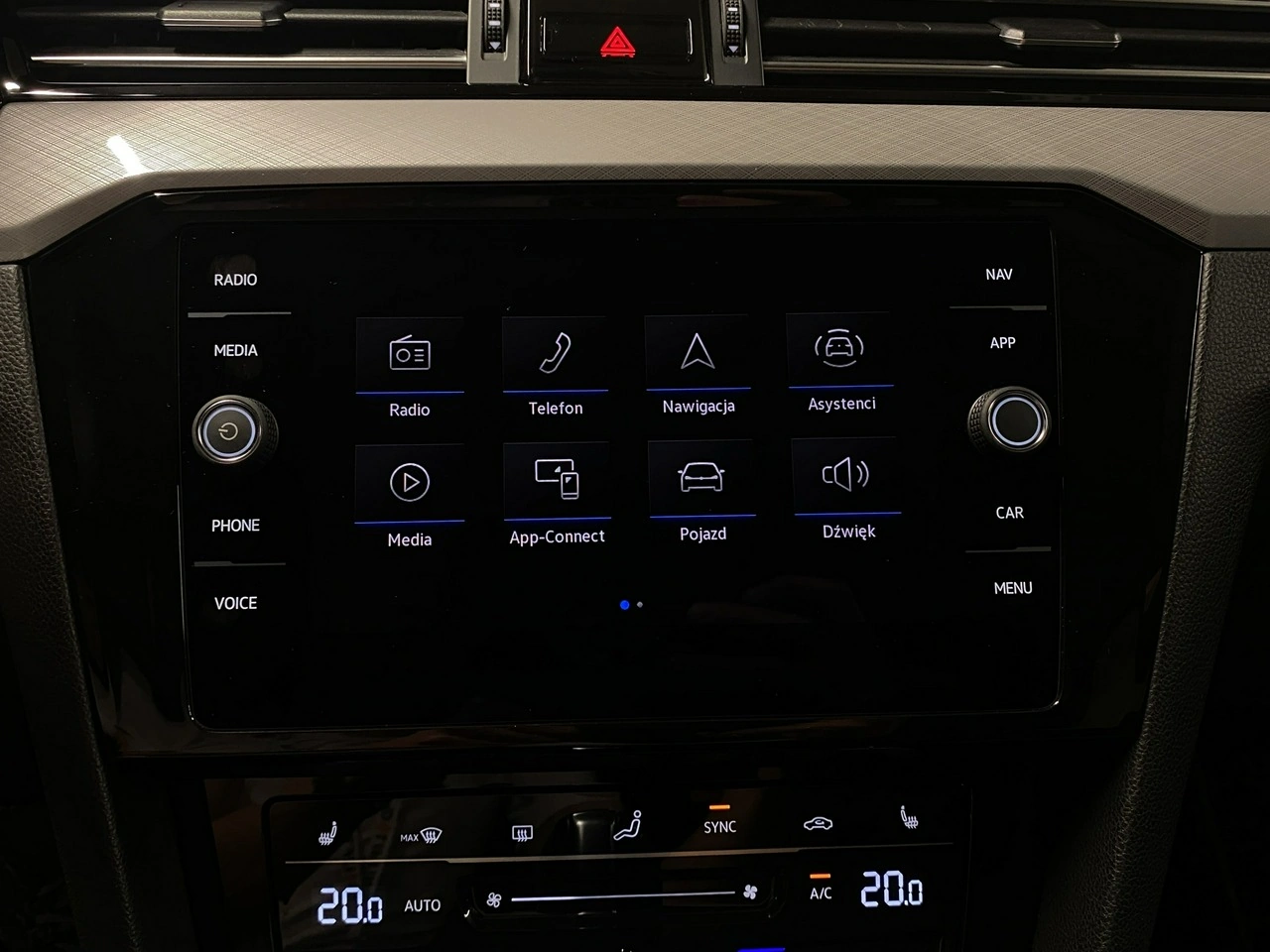 Volkswagen Passat Variant - Zdjęcie 29