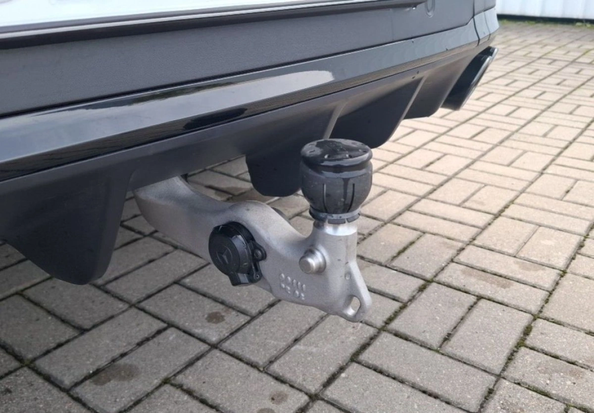 Mercedes-Benz GLE - Zdjęcie 25