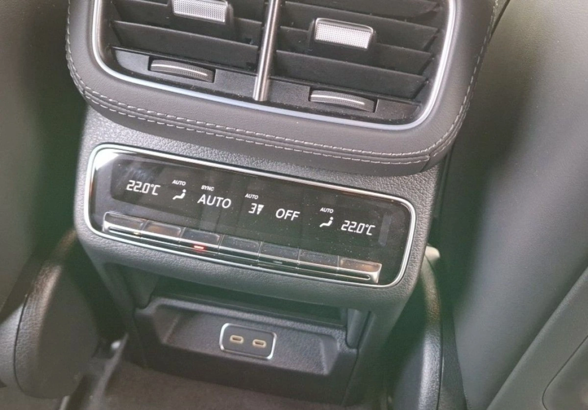 Mercedes-Benz GLE - Zdjęcie 26