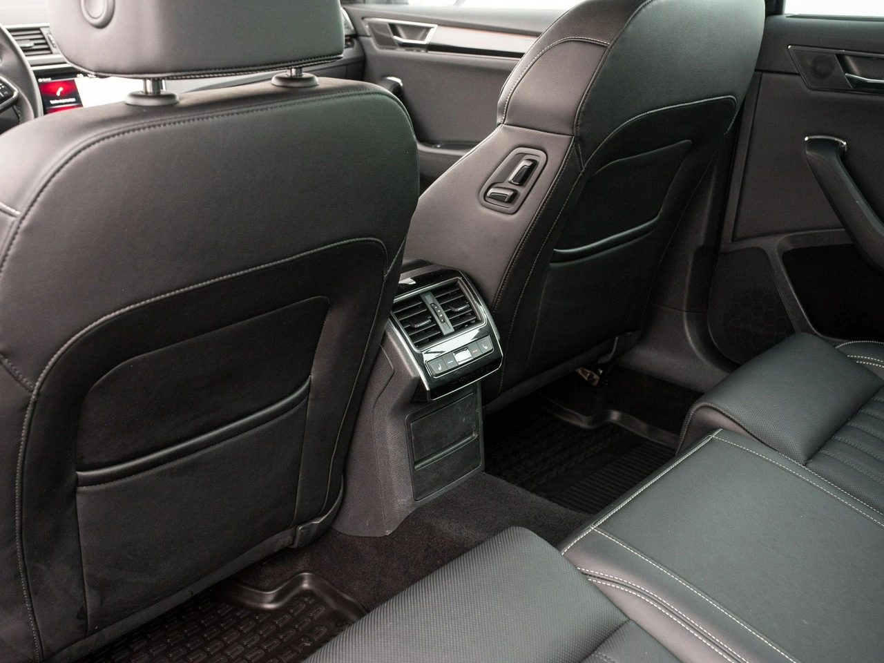 Skoda Superb - Zdjęcie 27