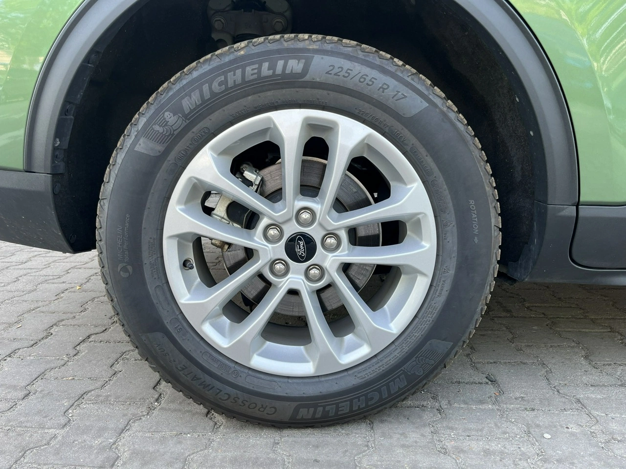 Ford Kuga - Zdjęcie 11