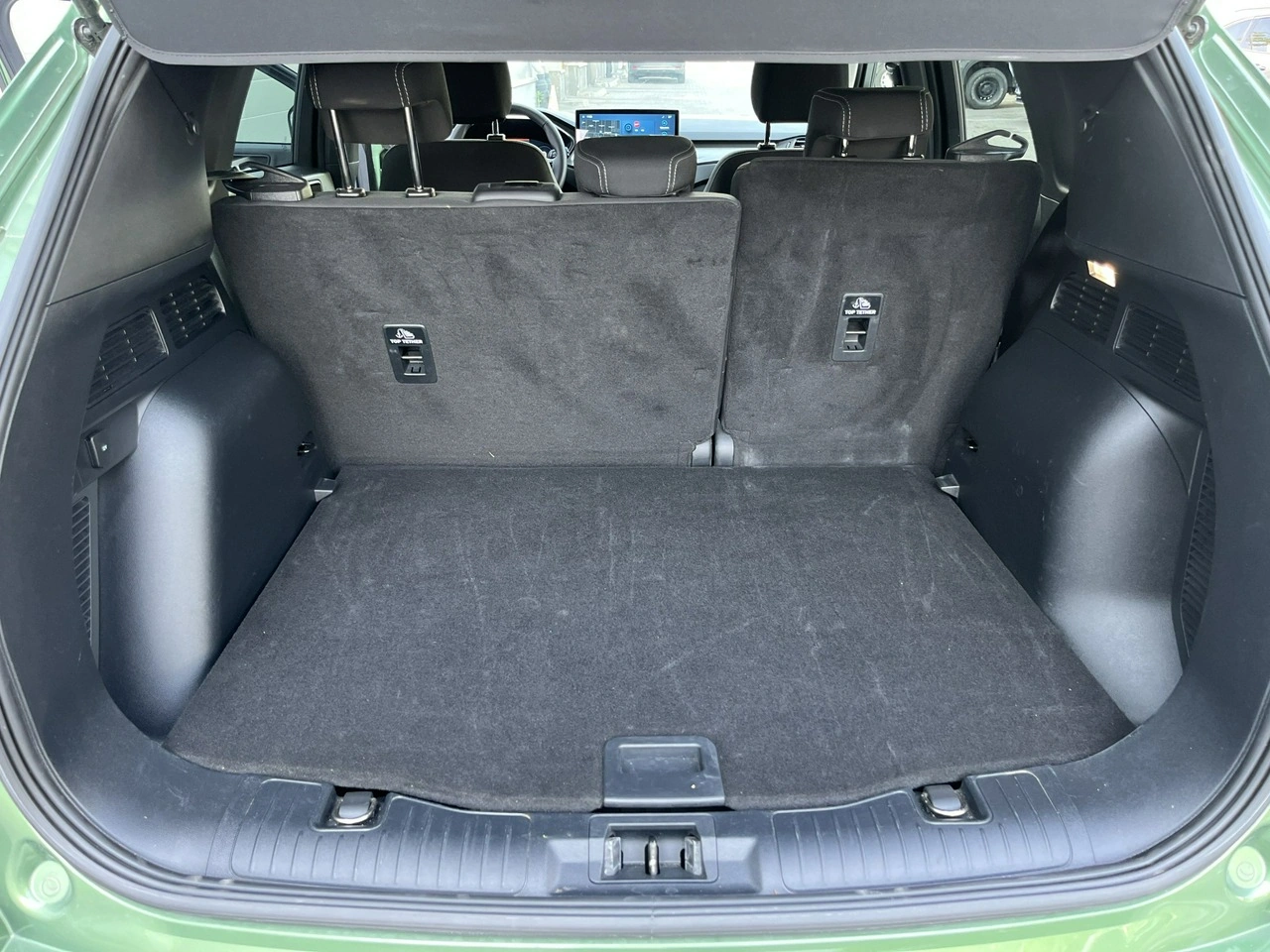 Ford Kuga - Zdjęcie 21