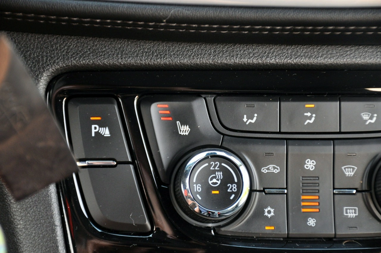 Opel Mokka X - Zdjęcie 32