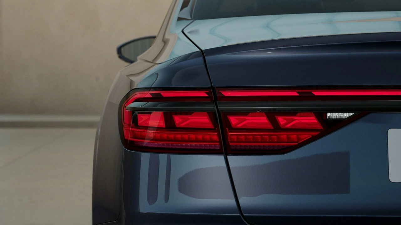 Audi A8 - Zdjęcie 4