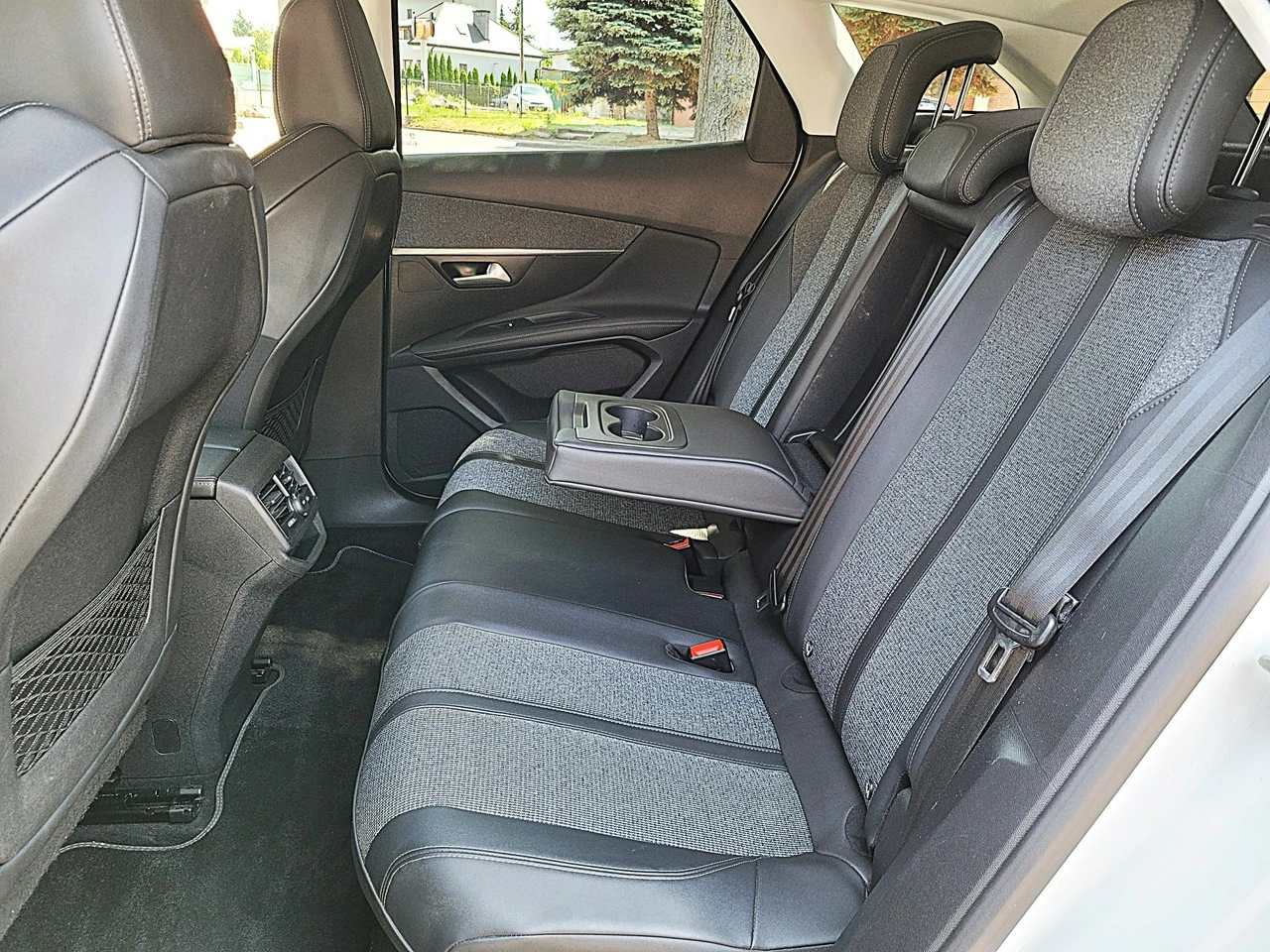 Peugeot 3008 - Zdjęcie 16