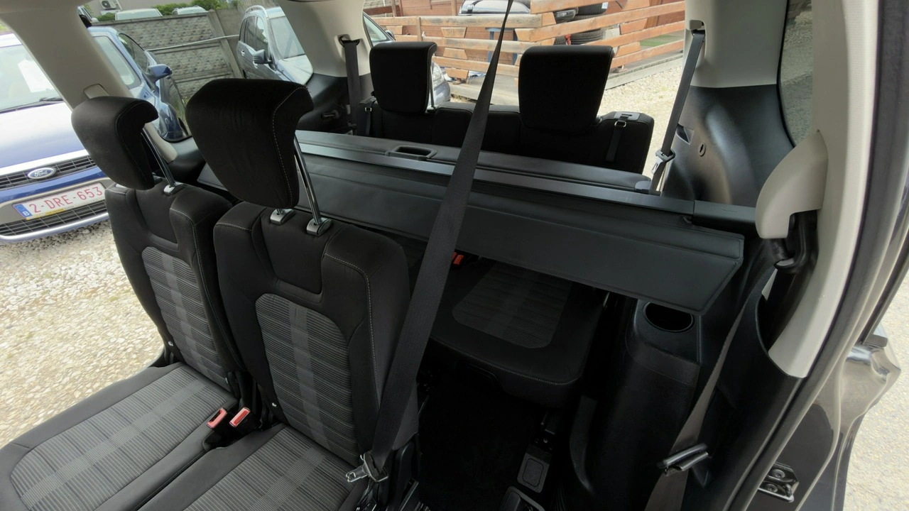 Ford Galaxy - Zdjęcie 11
