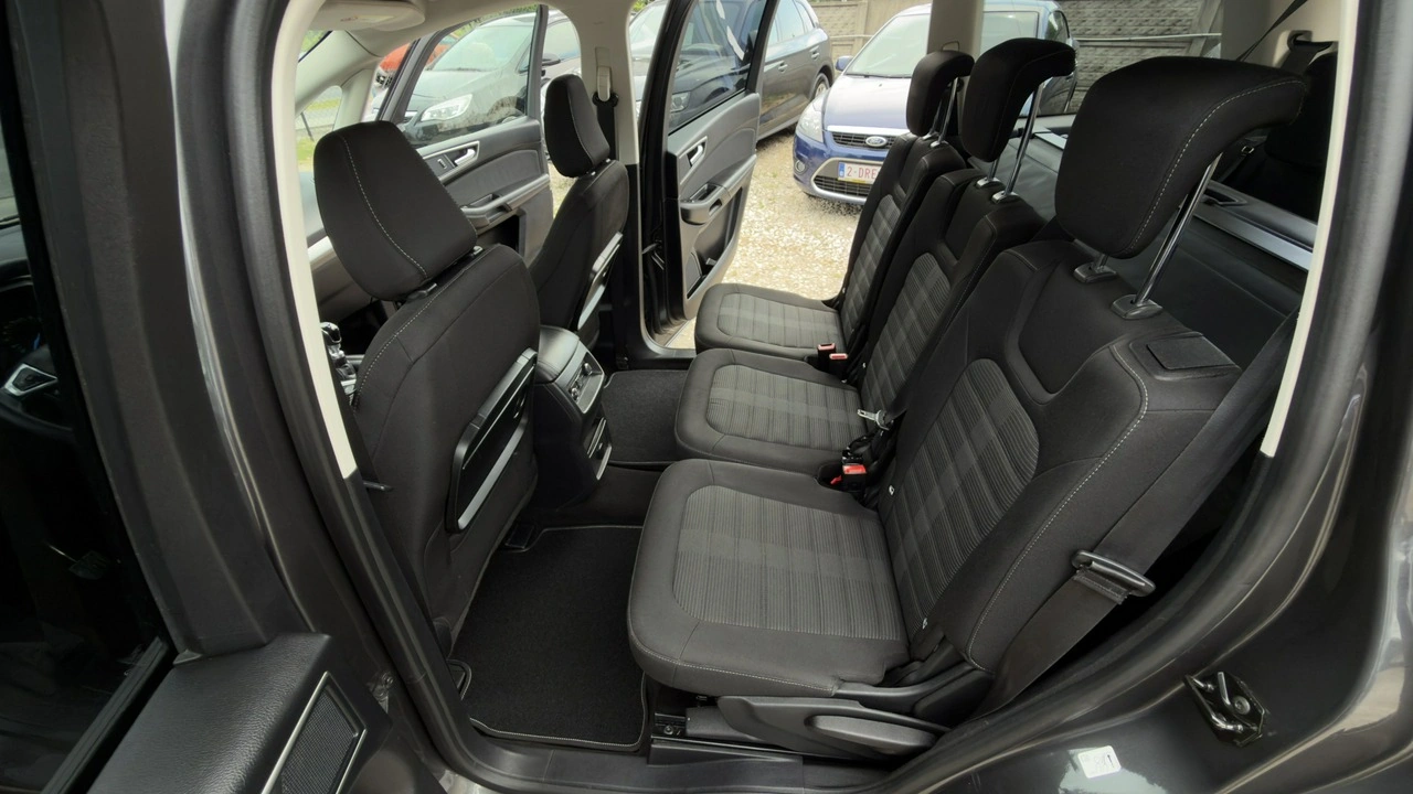 Ford Galaxy - Zdjęcie 12