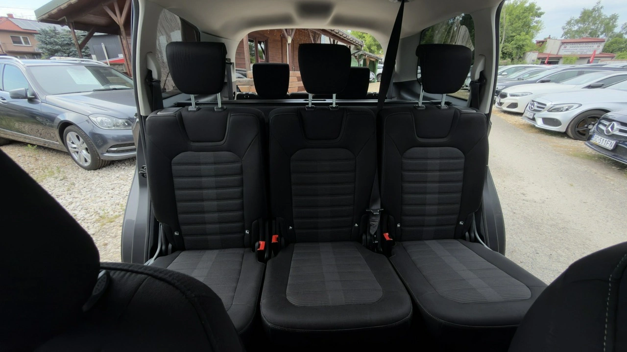 Ford Galaxy - Zdjęcie 28