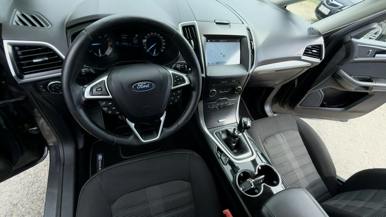 Ford Galaxy - Zdjęcie 30