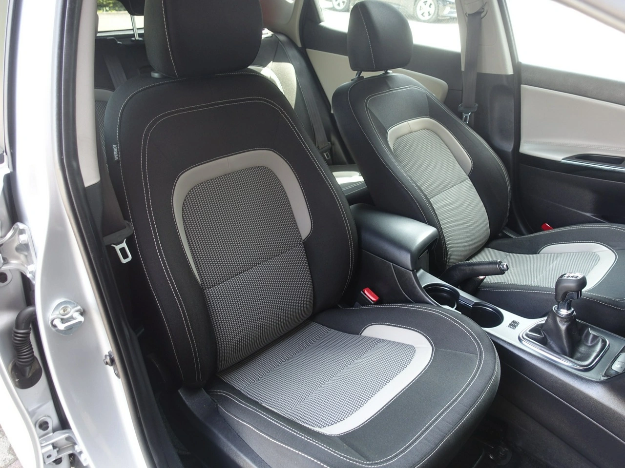 Kia Ceed - Zdjęcie 13