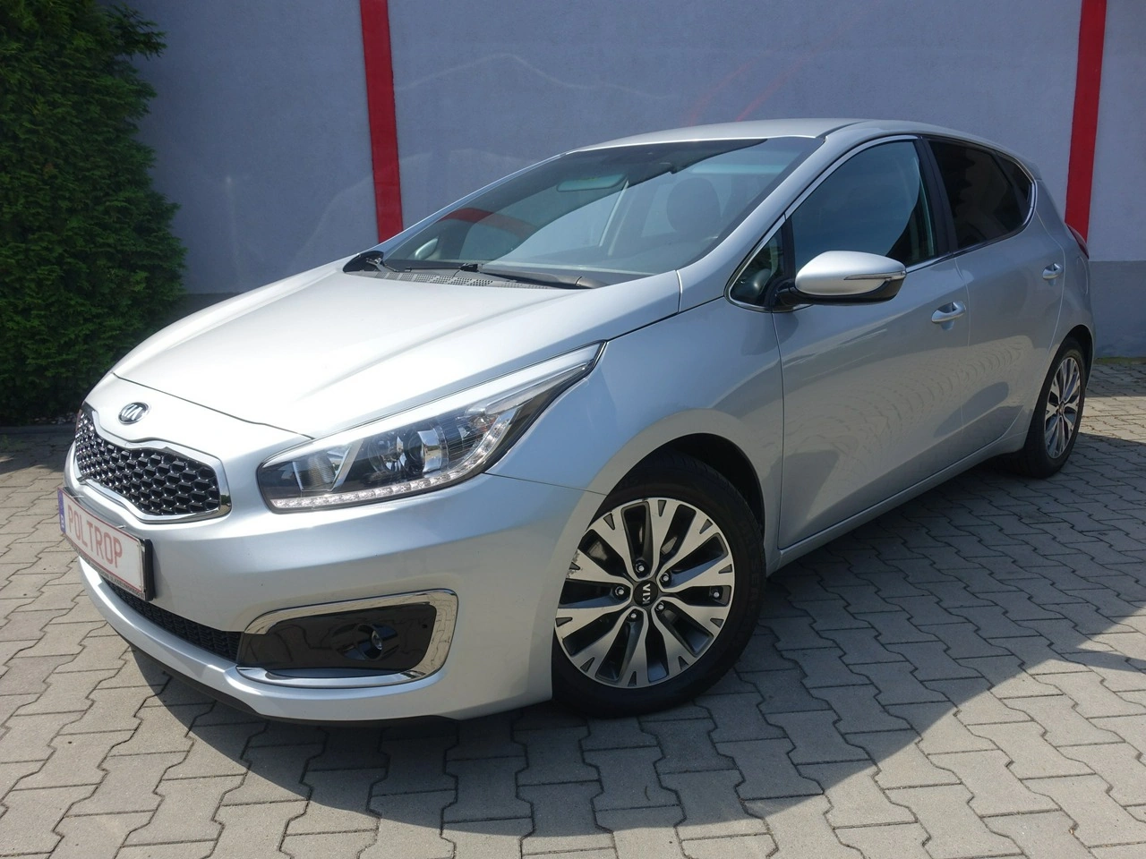 Kia Ceed - Zdjęcie 2