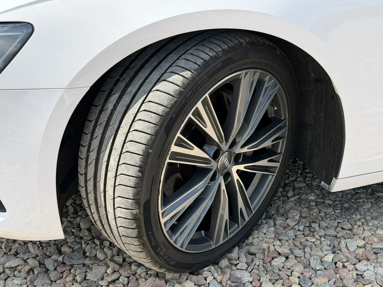 Audi A6 - Zdjęcie 9