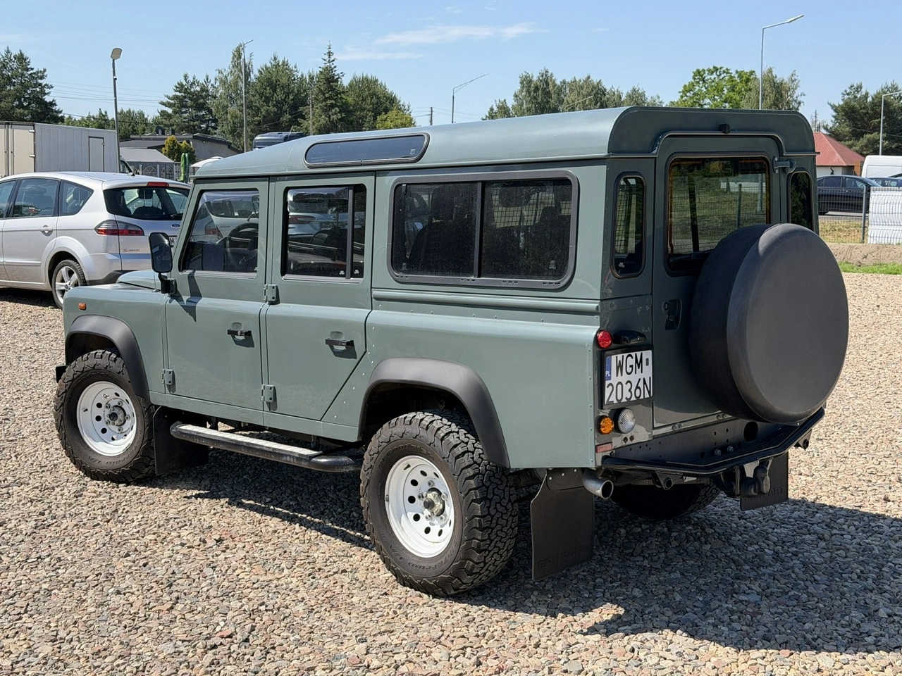 Land Rover Defender - Zdjęcie 17