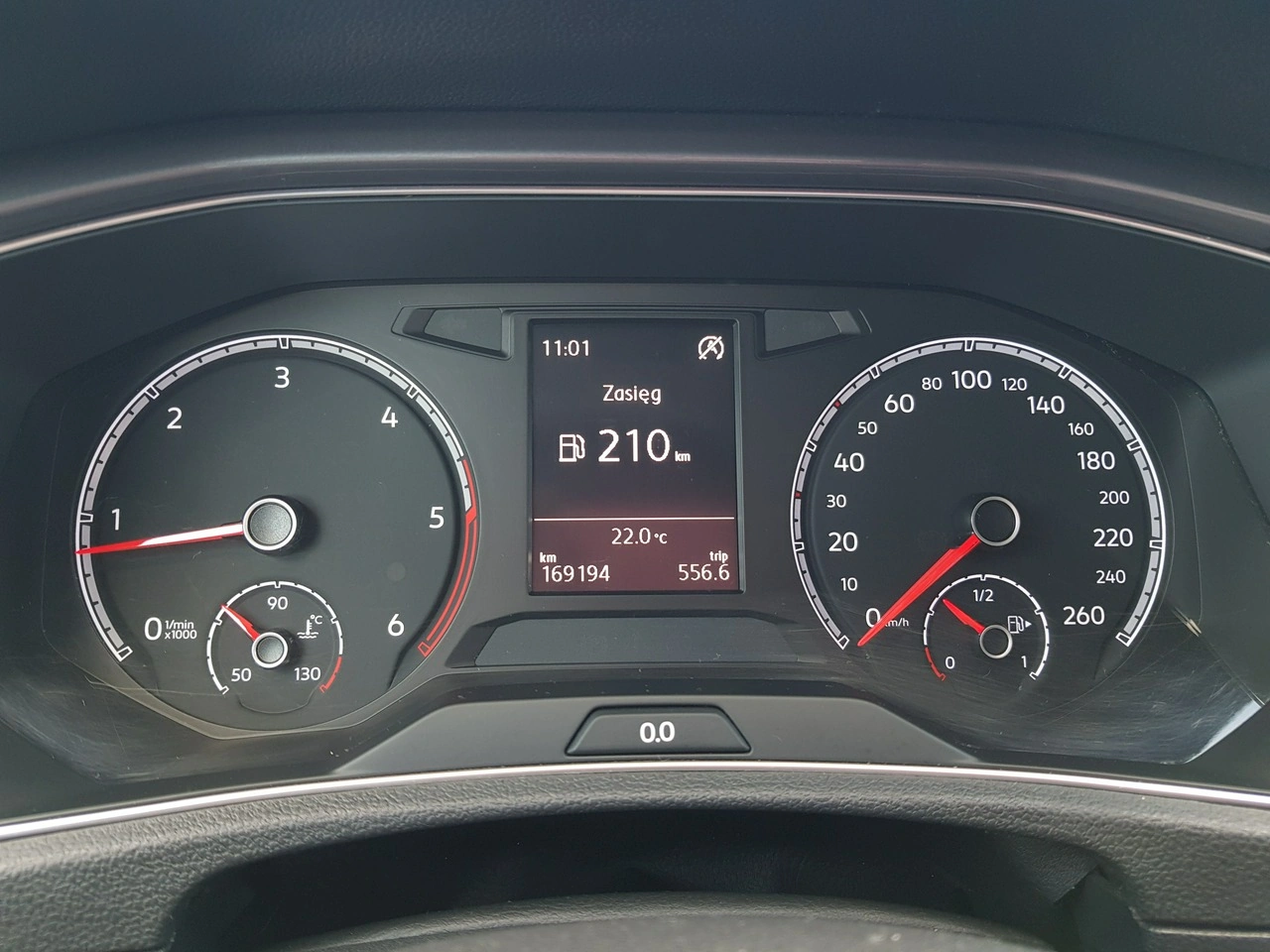 Volkswagen T-Roc - Zdjęcie 21