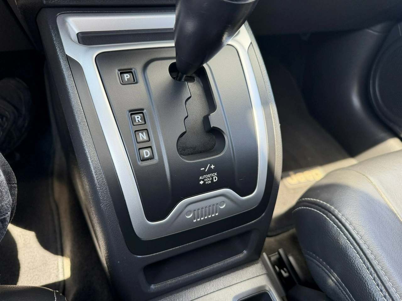 Jeep Compass - Zdjęcie 14