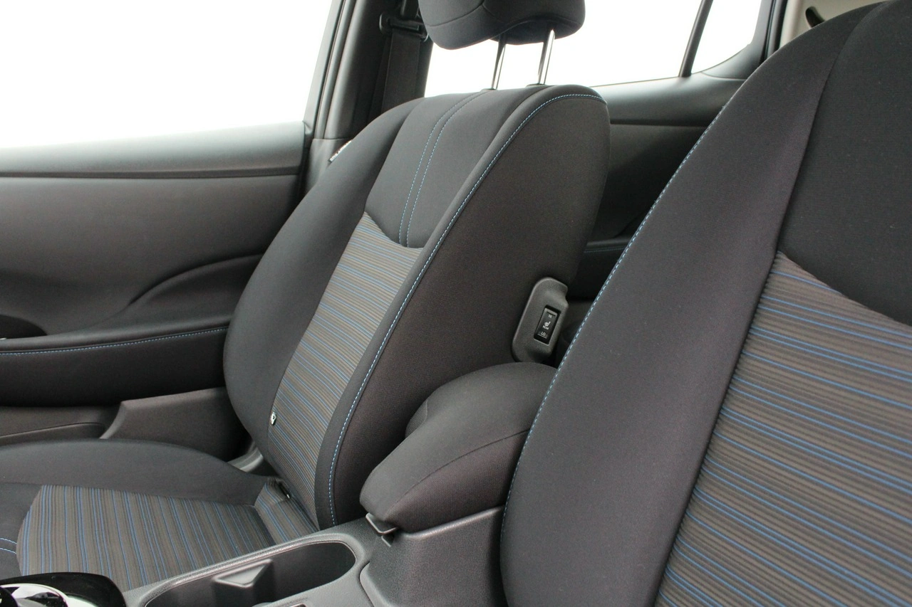 Nissan Leaf - Zdjęcie 14