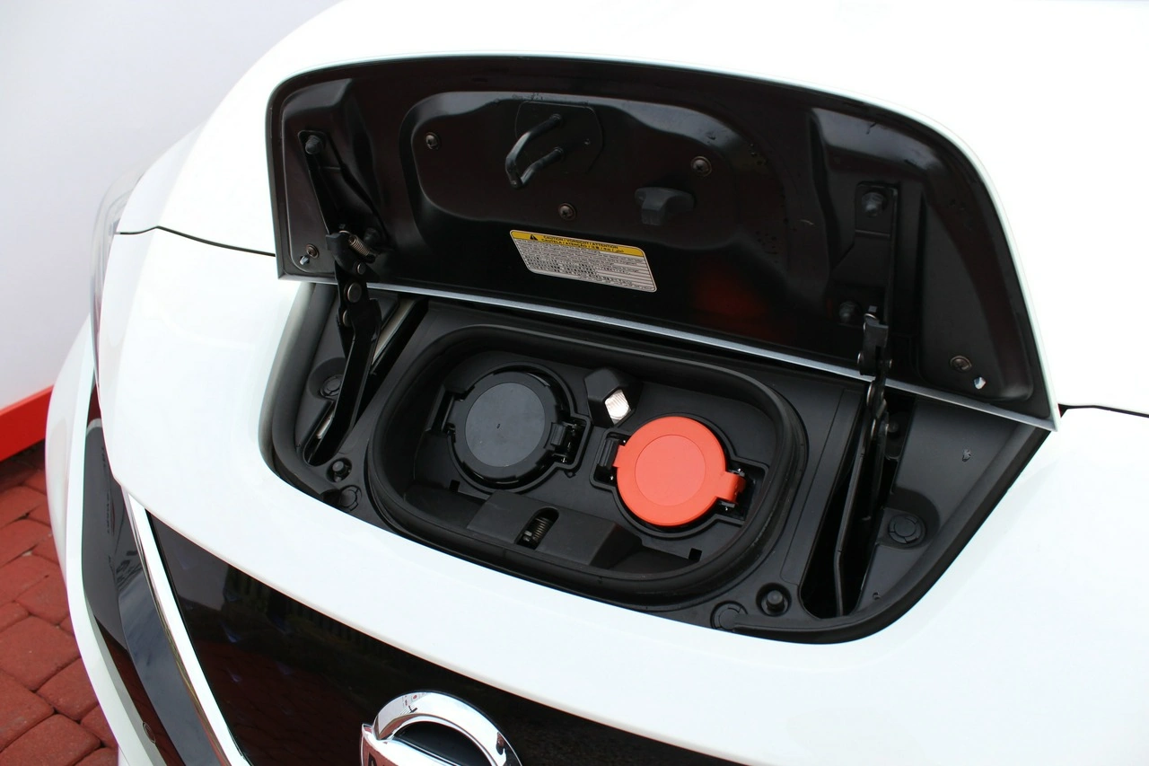 Nissan Leaf - Zdjęcie 35