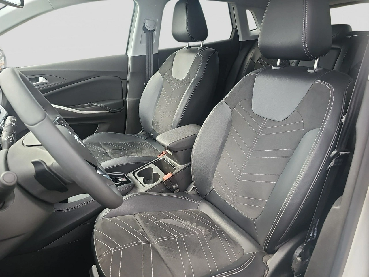 Opel Grandland X - Zdjęcie 16