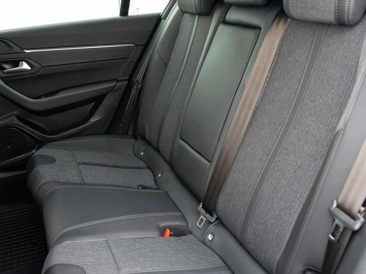 Peugeot 508 SW - Zdjęcie 26