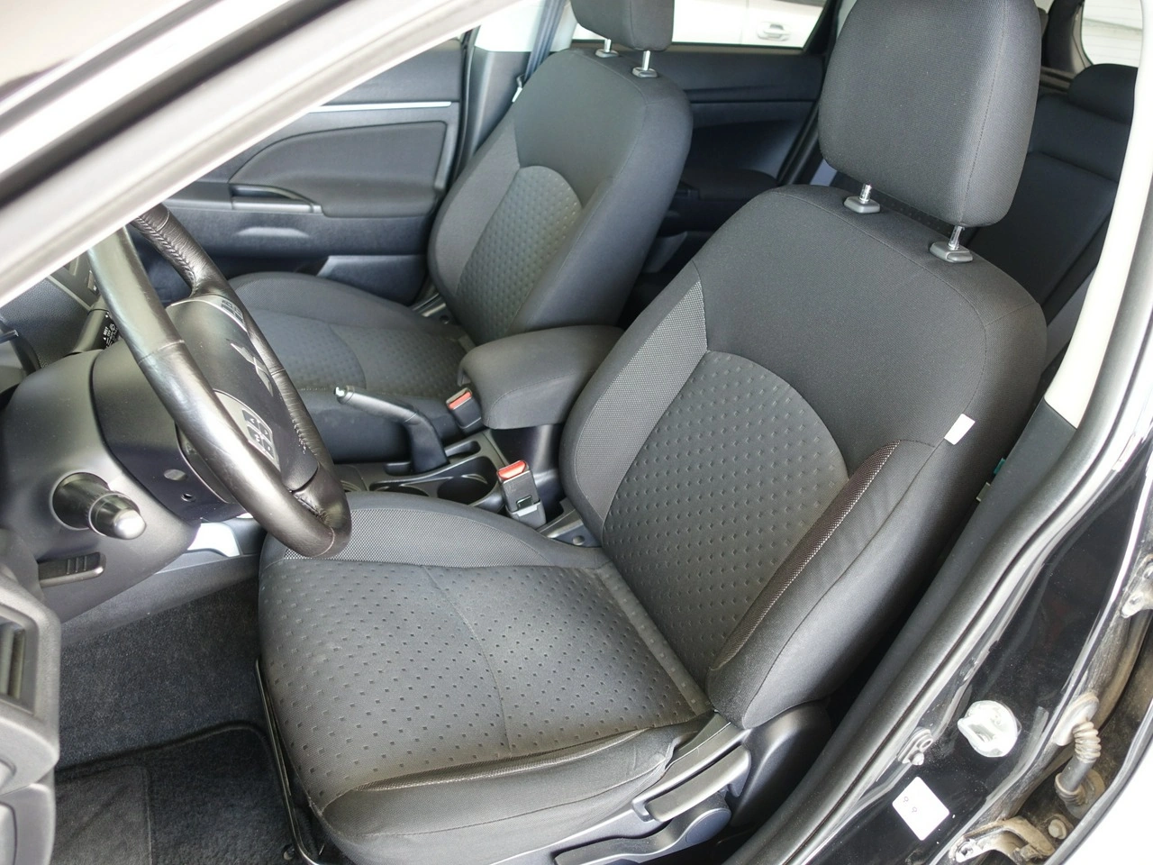 Mitsubishi ASX - Zdjęcie 13