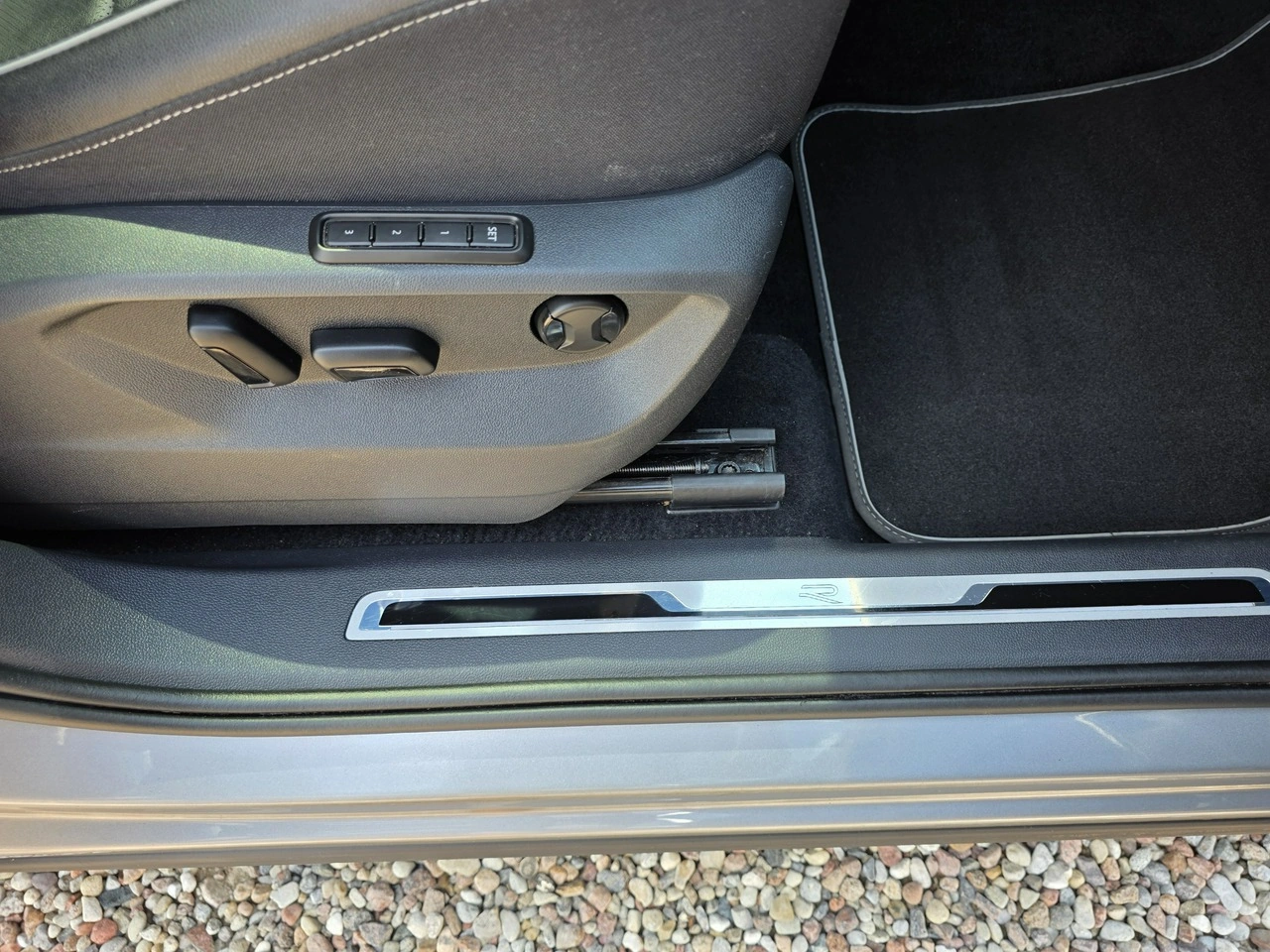 Volkswagen Tiguan Allspace - Zdjęcie 14