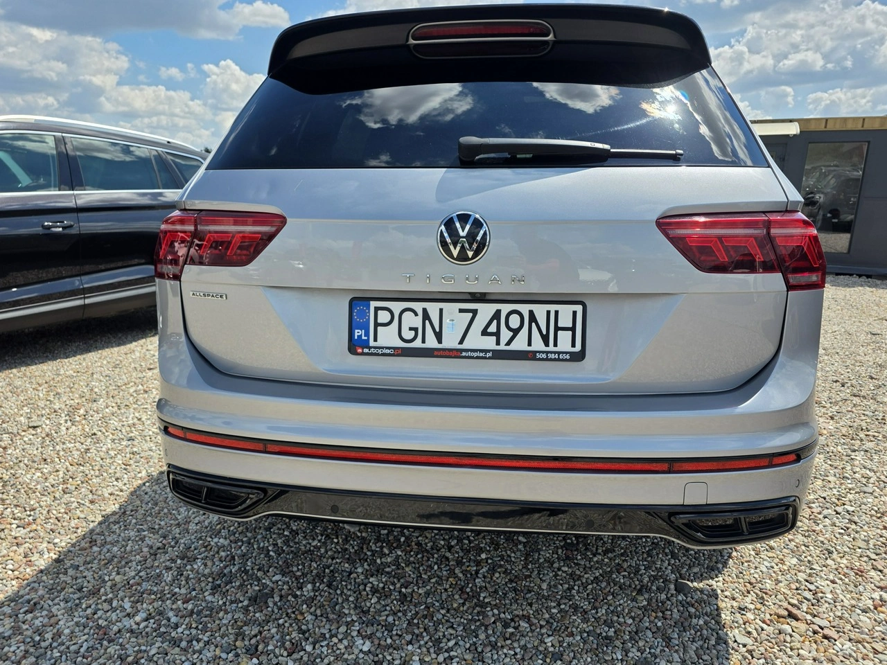 Volkswagen Tiguan Allspace - Zdjęcie 23