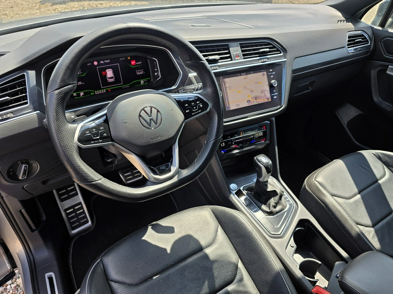 Volkswagen Tiguan Allspace - Zdjęcie 36