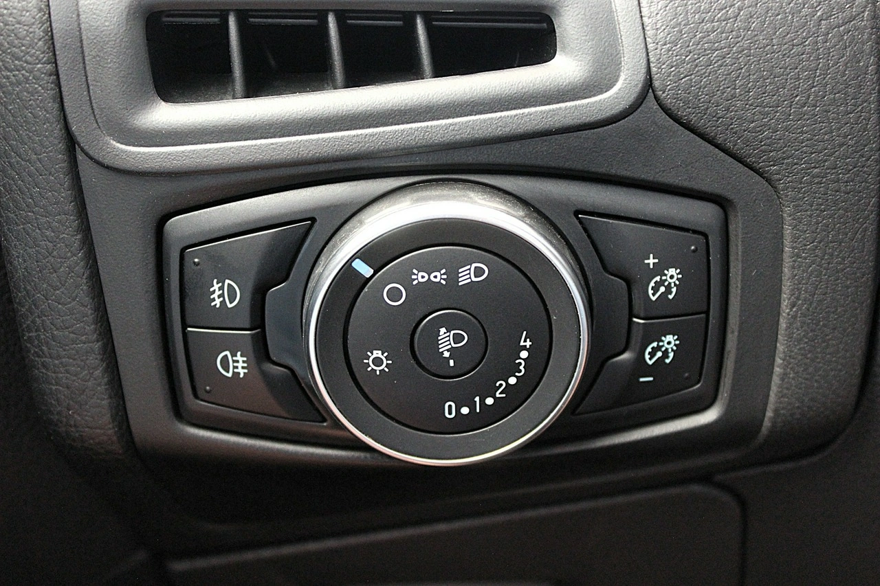 Ford Focus - Zdjęcie 23