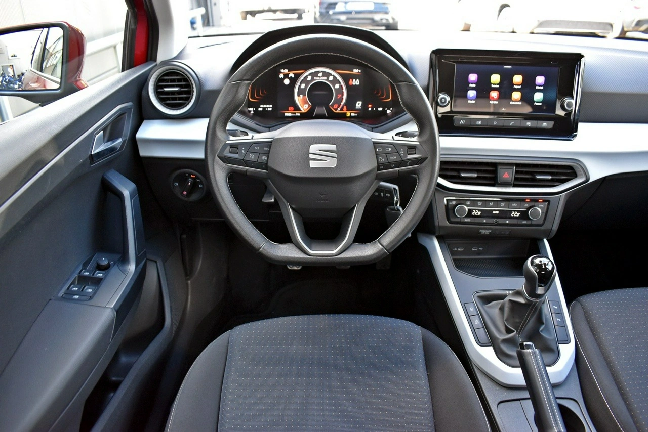 Seat Arona - Zdjęcie 12