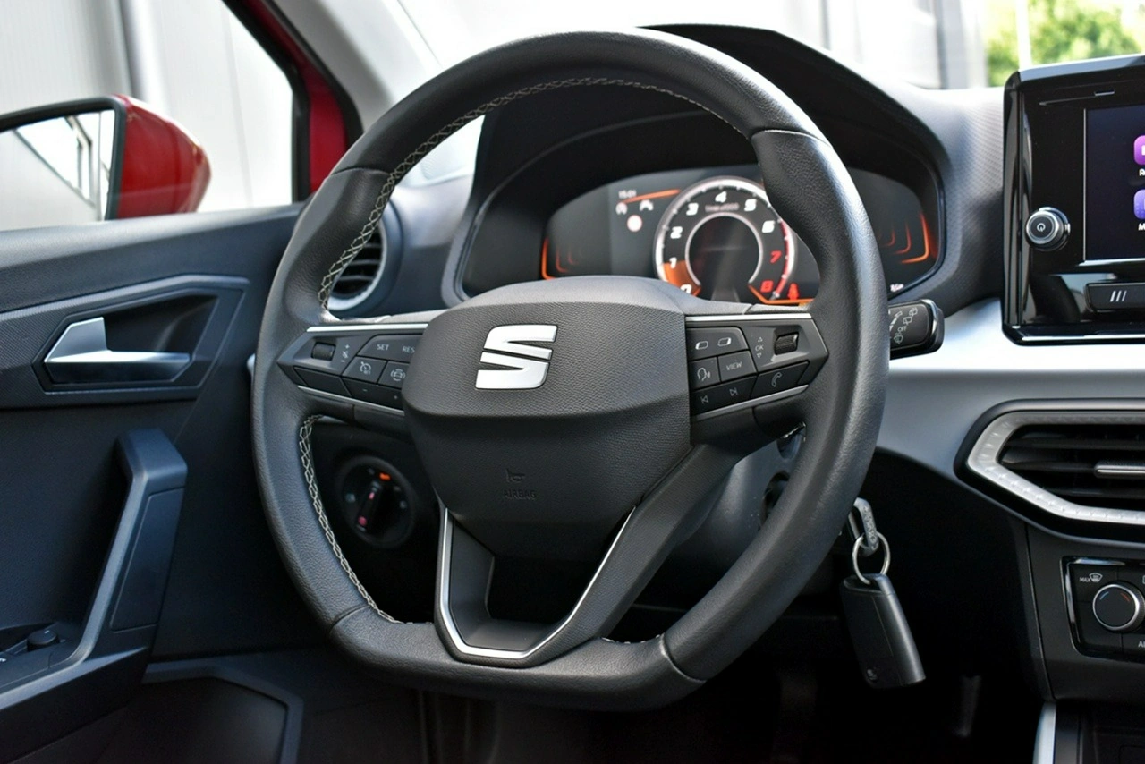 Seat Arona - Zdjęcie 16