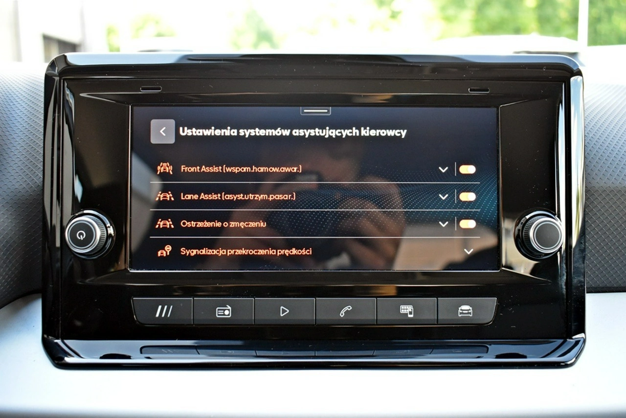 Seat Arona - Zdjęcie 19