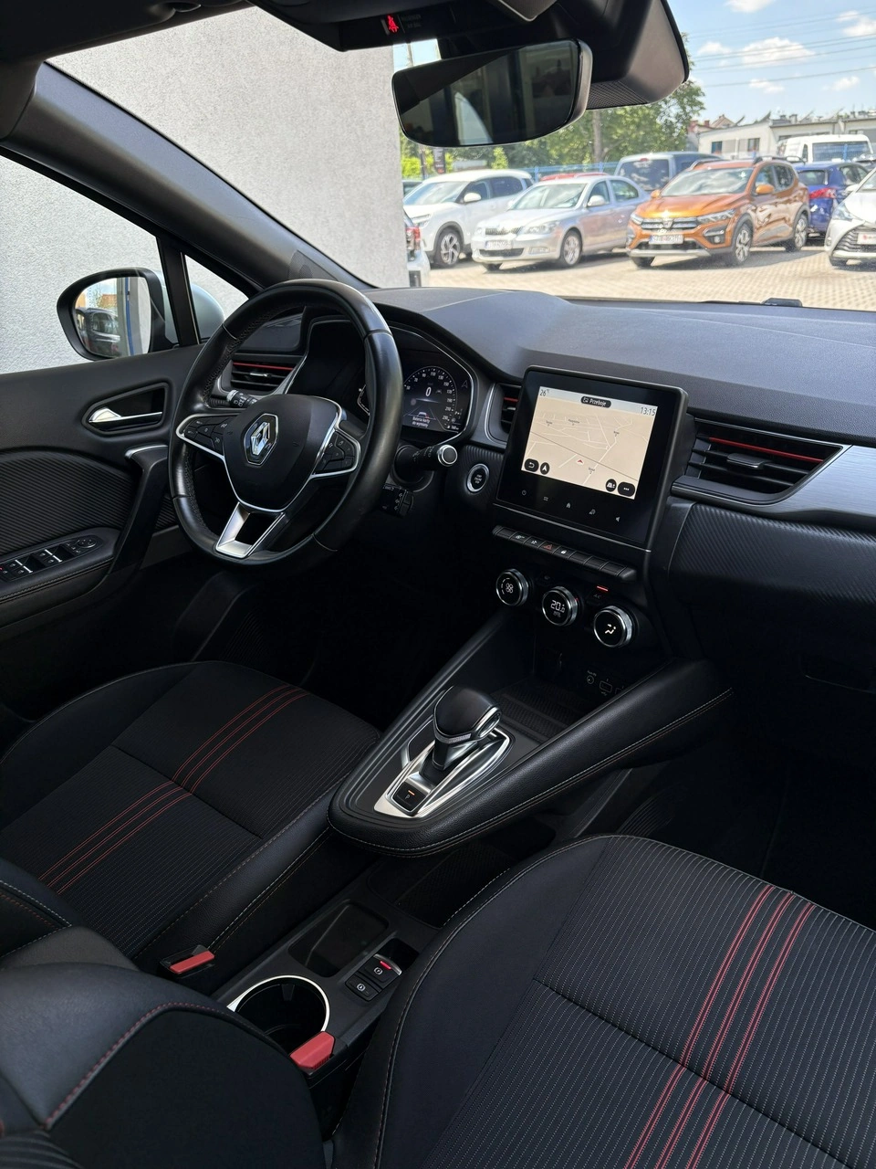 Renault Captur - Zdjęcie 13