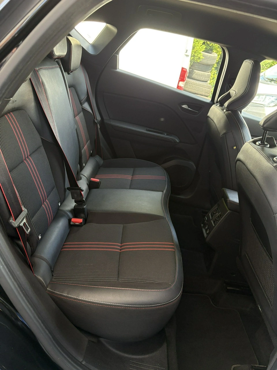 Renault Captur - Zdjęcie 18