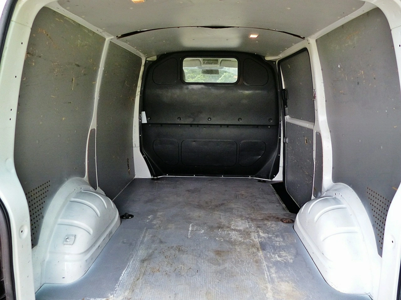 Volkswagen Transporter - Zdjęcie 13