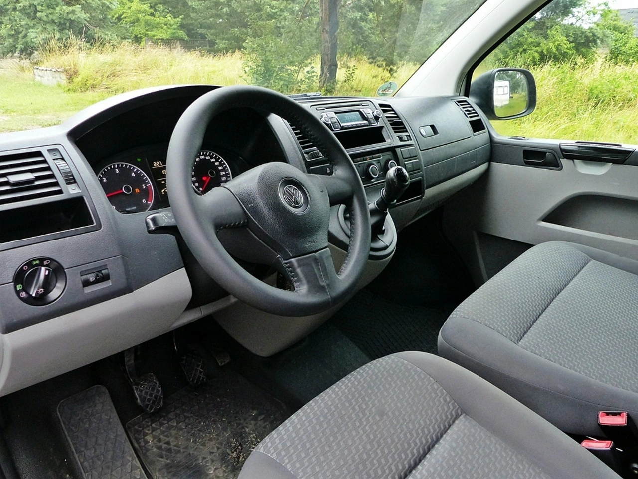 Volkswagen Transporter - Zdjęcie 23
