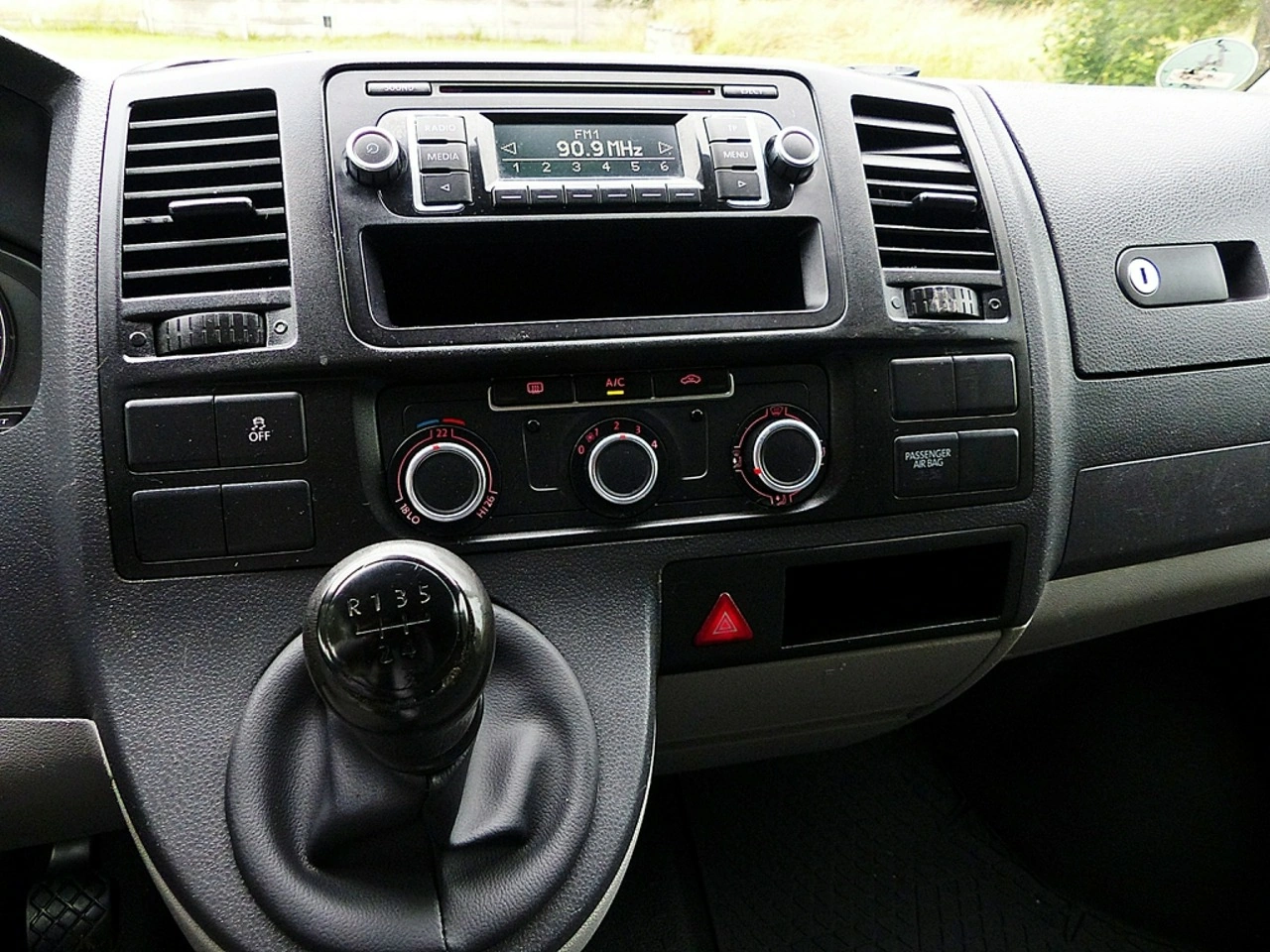 Volkswagen Transporter - Zdjęcie 33