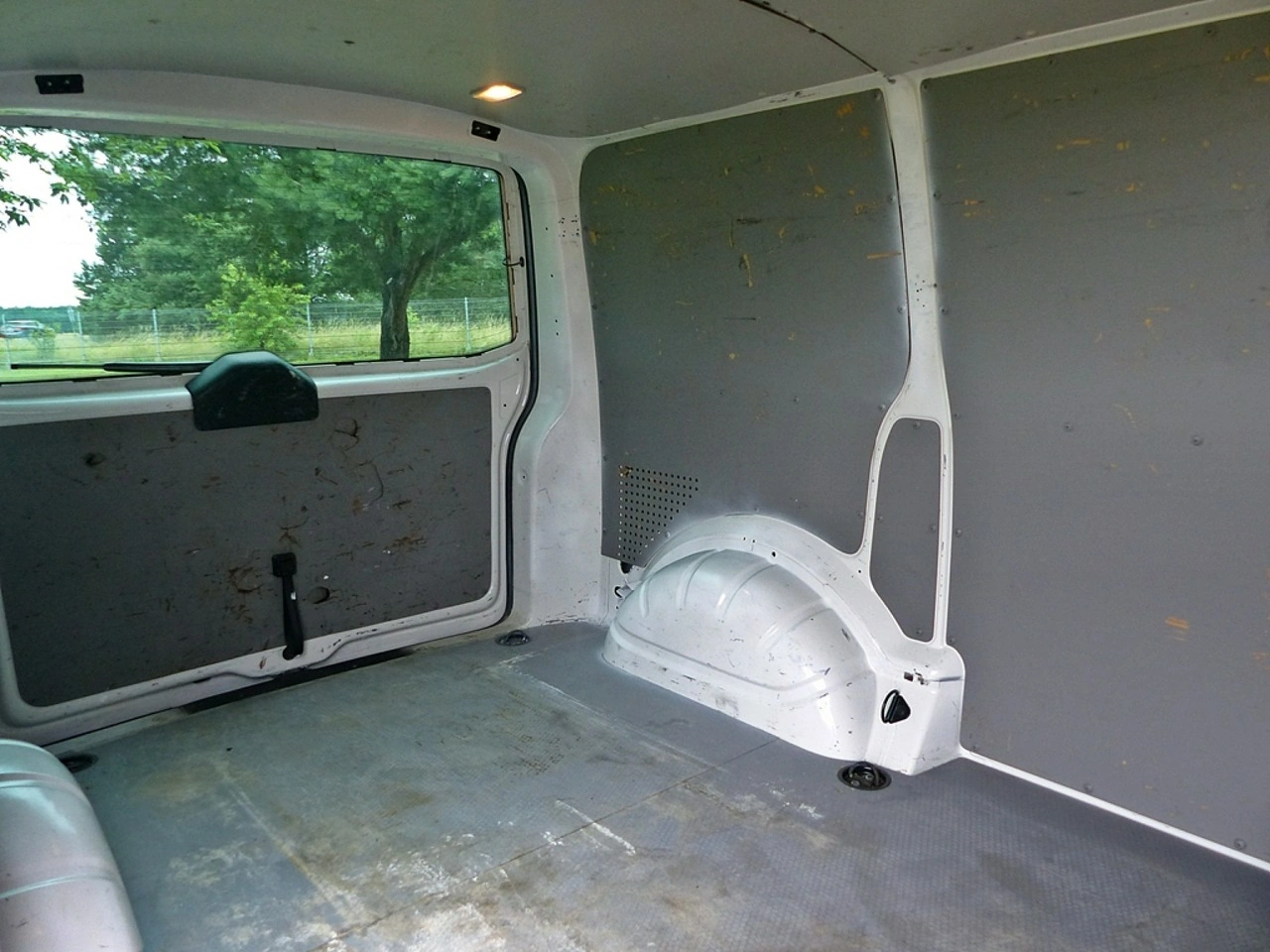 Volkswagen Transporter - Zdjęcie 8