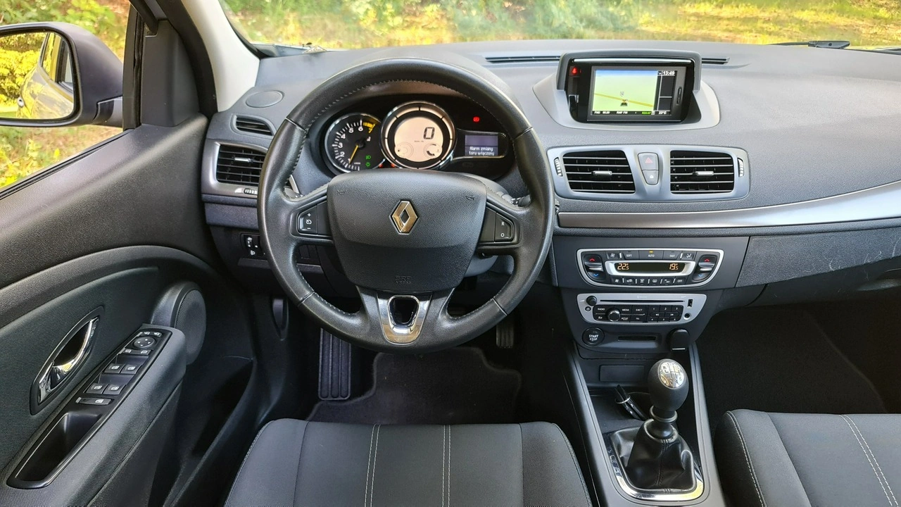 Renault Megane - Zdjęcie 15