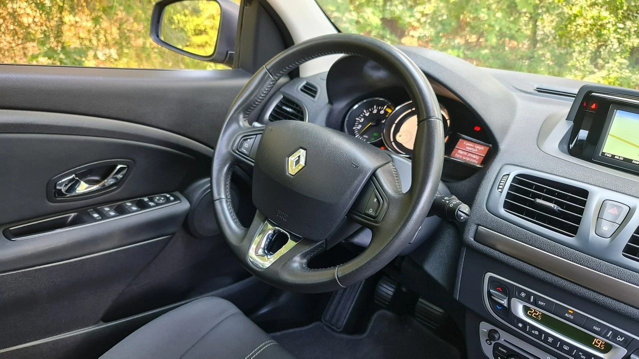 Renault Megane - Zdjęcie 18