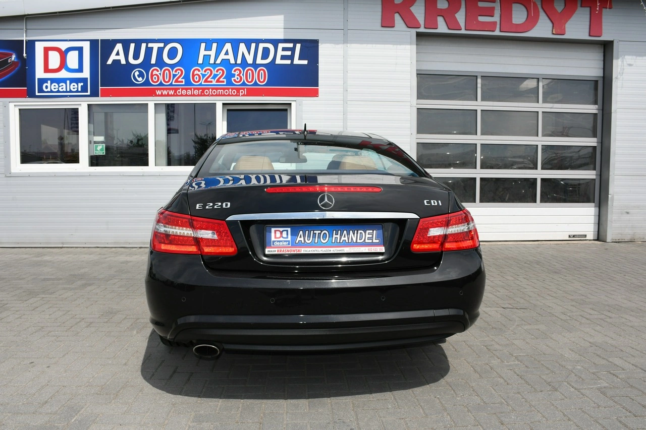 Mercedes E 220 - Zdjęcie 13