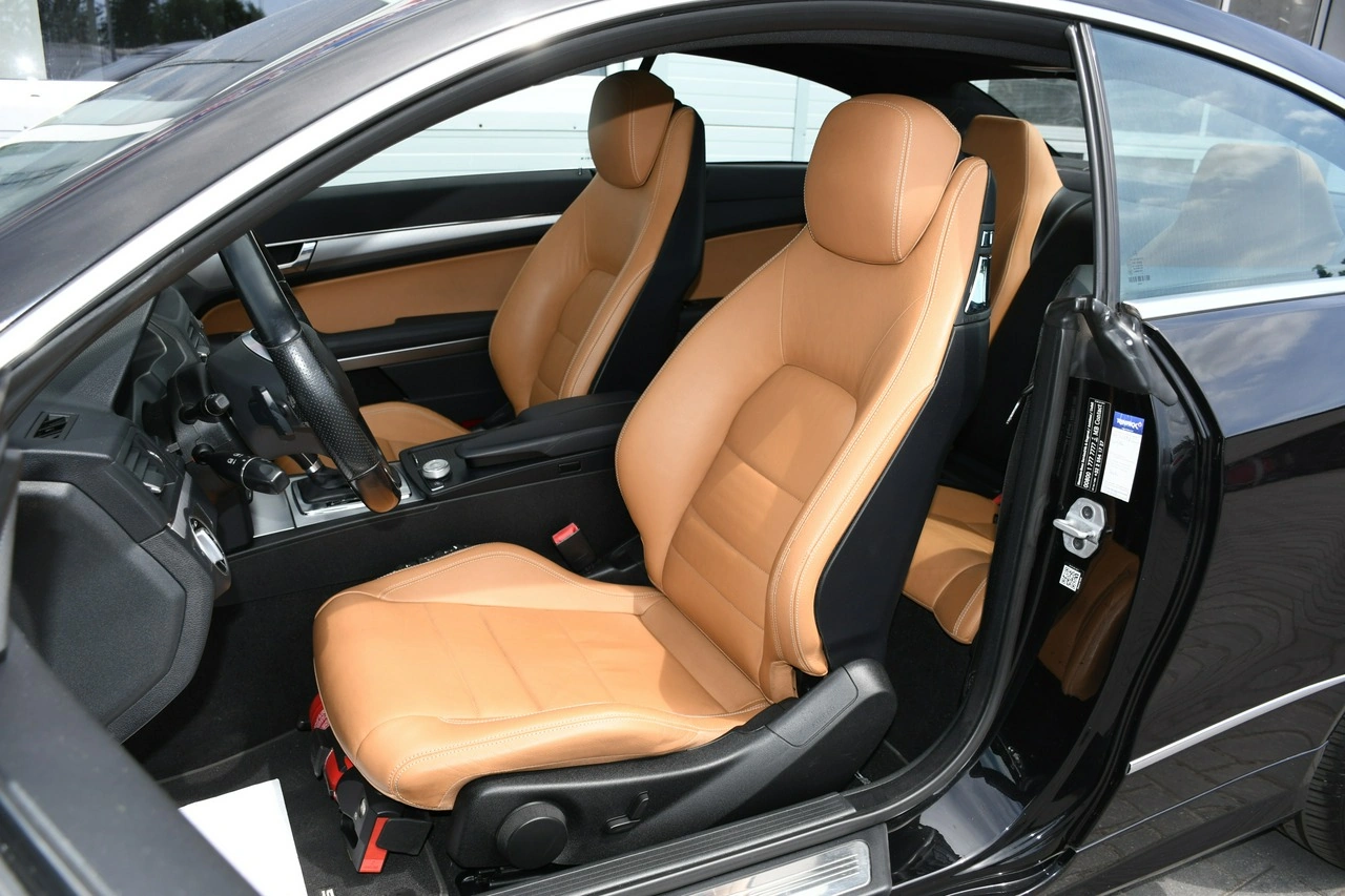 Mercedes E 220 - Zdjęcie 19