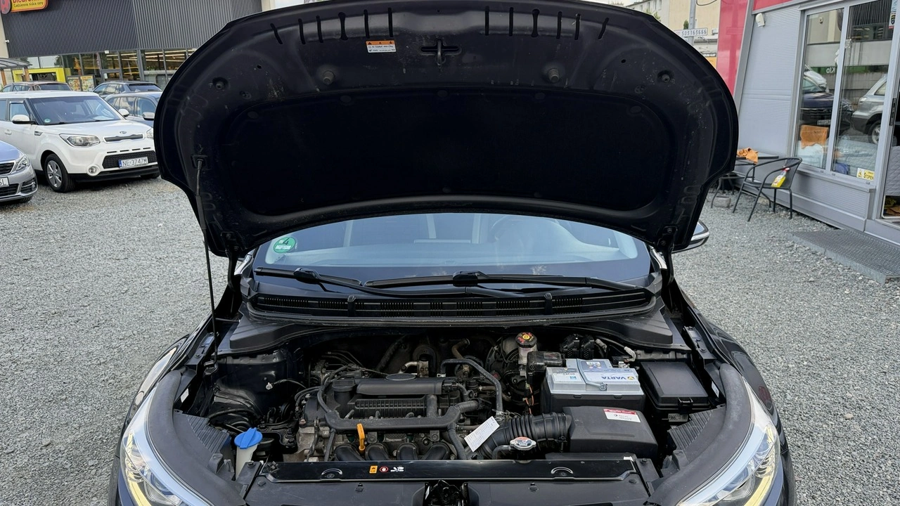 Kia Stonic - Zdjęcie 19