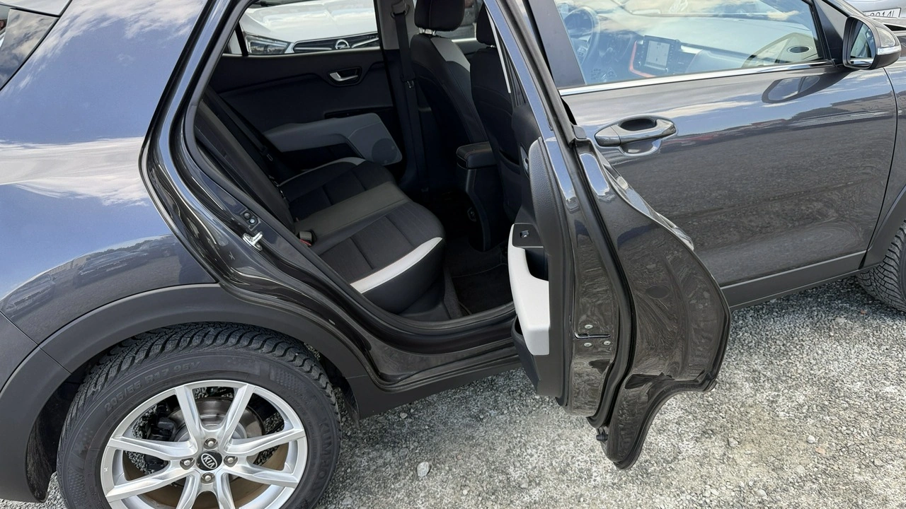 Kia Stonic - Zdjęcie 22