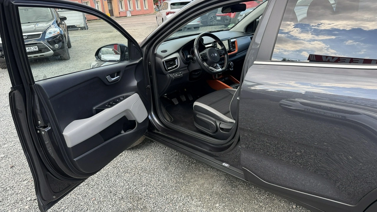 Kia Stonic - Zdjęcie 25